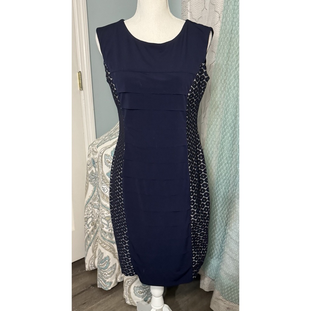 Enfocus Studio Navy Blue White Lace Panels Fitted Slimming Dress Size 14